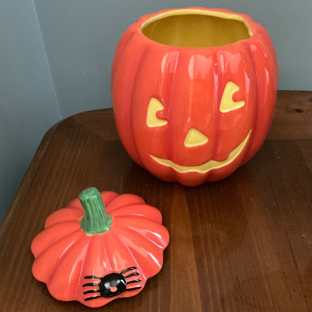 Hallmark Ceramic Jack-O’-lantern Pumpkin Dish With Lid - Picture 2 of 6